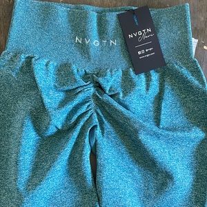 NVGTN Scrunch shorts